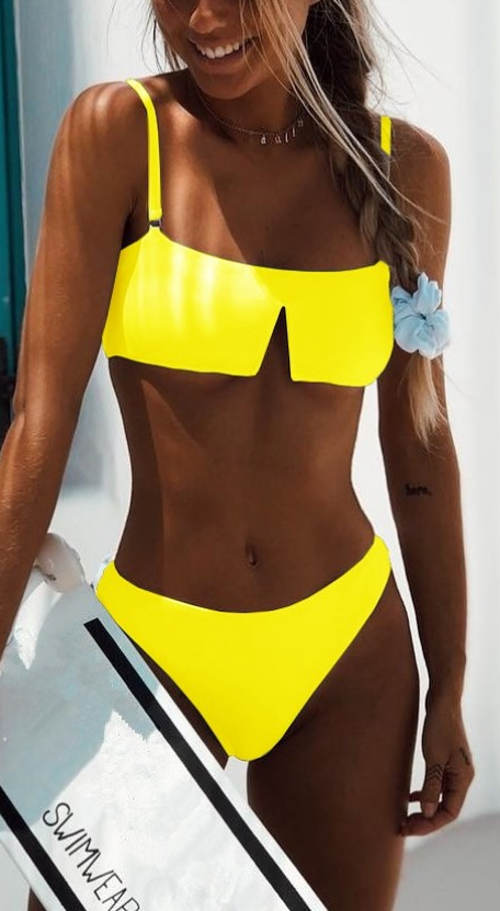 Neonově žluté bandeau bikiny